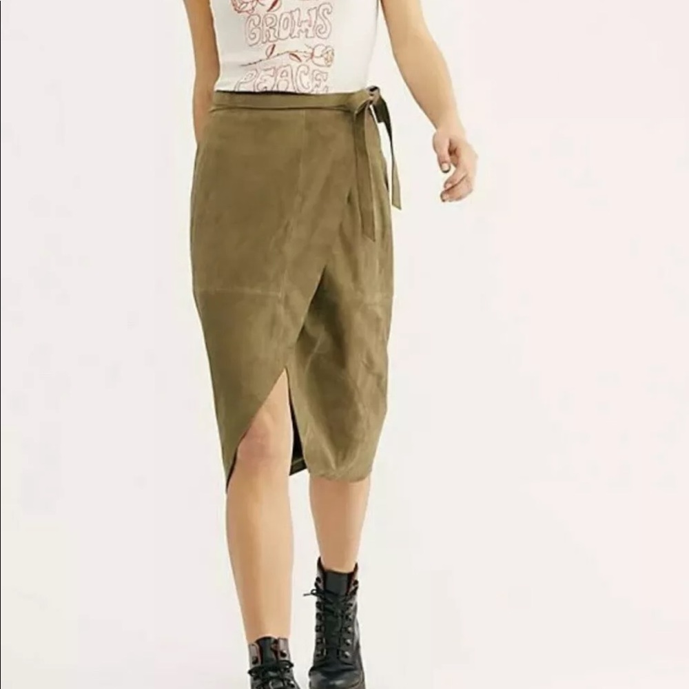 Free people suede skirt wrap size 0